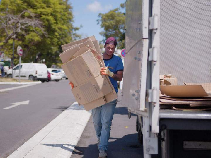 Enlèvement des ordures ménagères à La Réunion