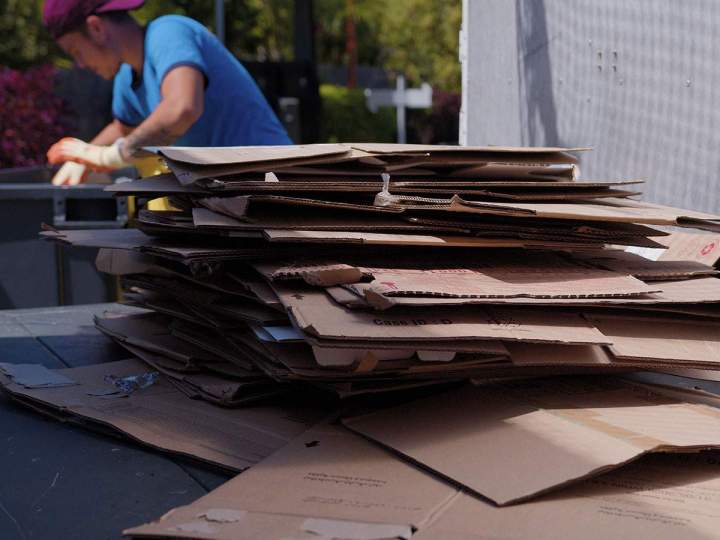Solutions de gestion des déchets de cartons à La Réunion